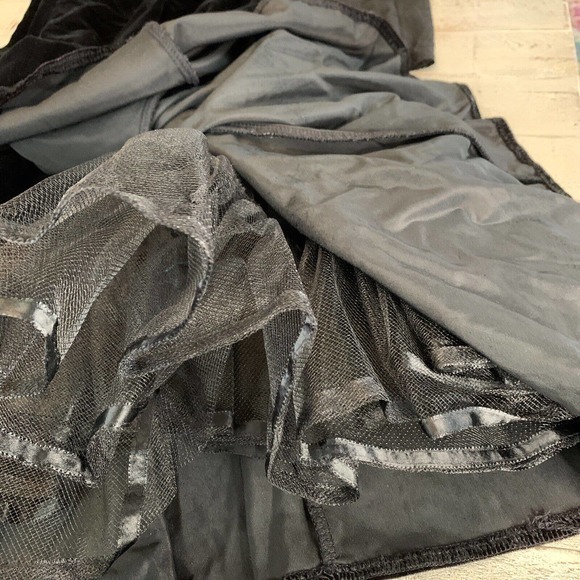 Vintage Black Velvet Dress Karen Lucas for Niki Sweetheart Neck Sz‎ 6 Sheer - Picture 11 of 11